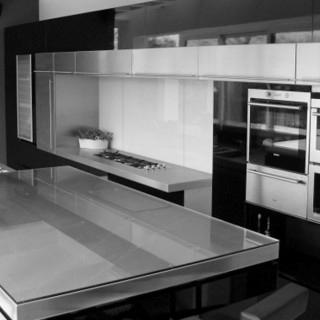 cuisine, aménagement, mobilier, blanc, gris, noir, design, moderne, plan de travail, architecture, architecte